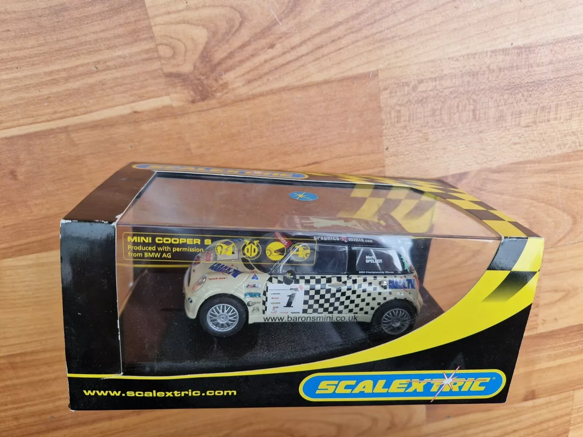 HORNBY SCALEXTRIC MINI COOPER S NRGDRINK 1 SLOT CAR C2564