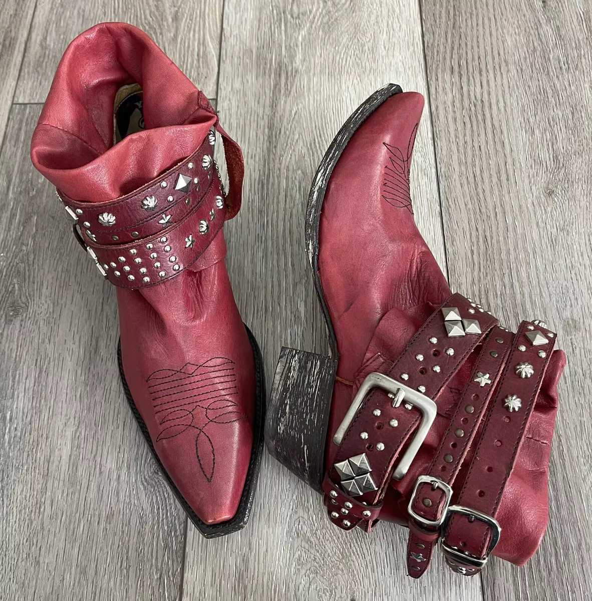 Red buckle deals ankle boots