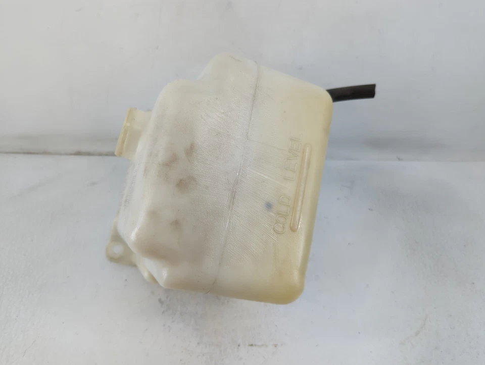 Chevrolet C1500 1989 radiador refrigerante desbordamiento expansión tanque botella YL84V Foto 2 de 4