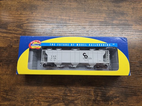 Tolva cubierta escala HO Athearn 93708 PS 2893 Chesapeake y Ohio #2156 | Condition: New