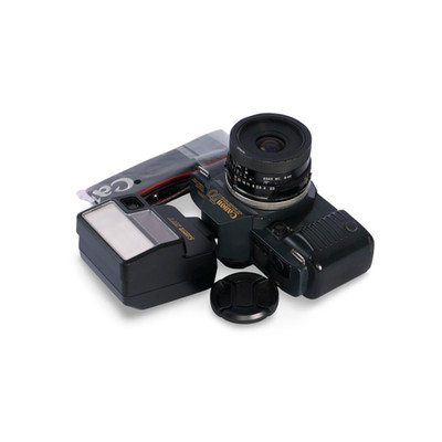 Canon T70 35mm Film Motorized SLR c/w Tamron 28/2.5 Wide-angle Lens & 277T Kit