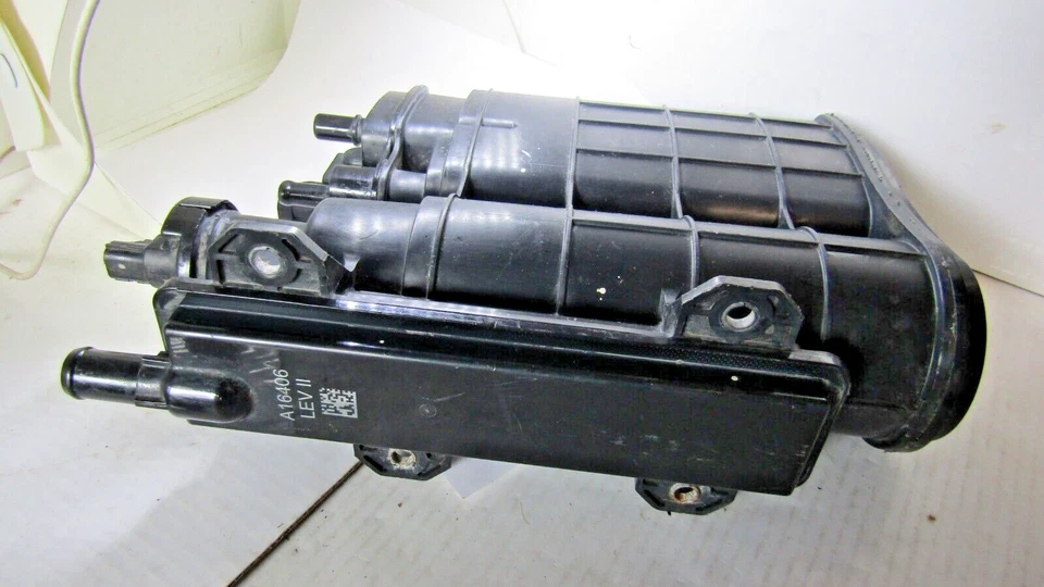 PEES-13-96Z BOTE DE VAPOR MAZDA 2016 2022 compatible con MAZDA MX-5 Miata Foto 4 de 4