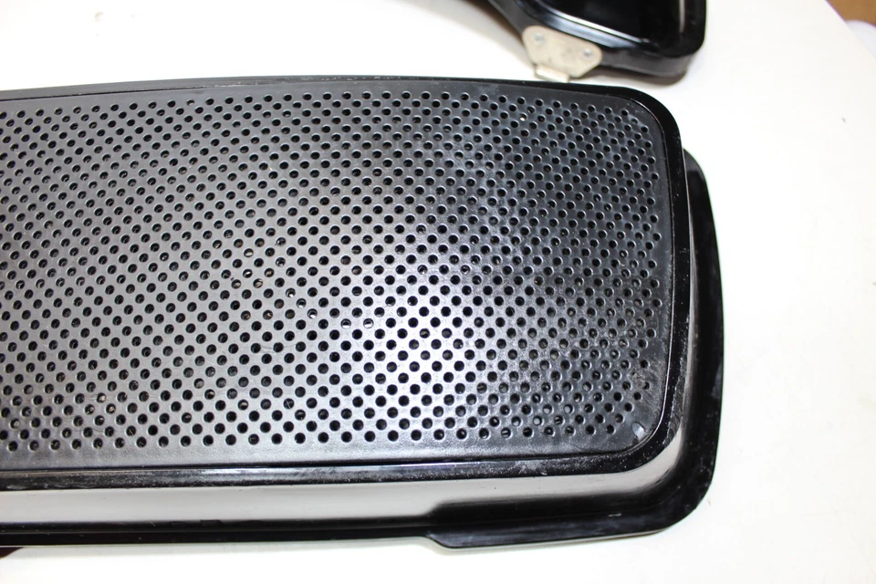 94-13 Harley Touring Alforja Altavoces Tapas Doble 6"x9" Altavoces Pioneer 100W Foto 3 de 4