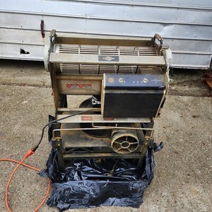 Twister T4 Trimmer (343 Hours)