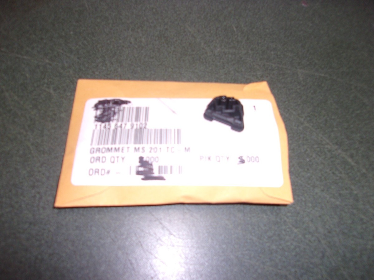Stihl MS201TC-M Grommet MS 201T C-M OEM 1145-647-9102 #L1B2 | eBay