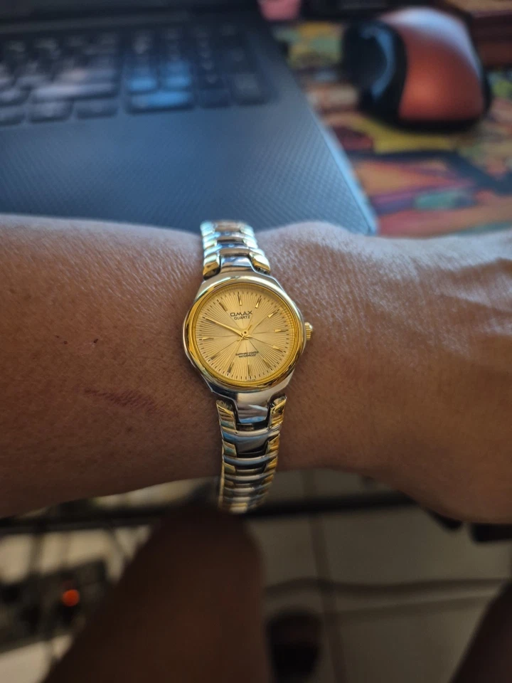 Reloj unisex OMAX Designer impermeable de acero inoxidable dorado PLT HBC028 Foto 3 de 4