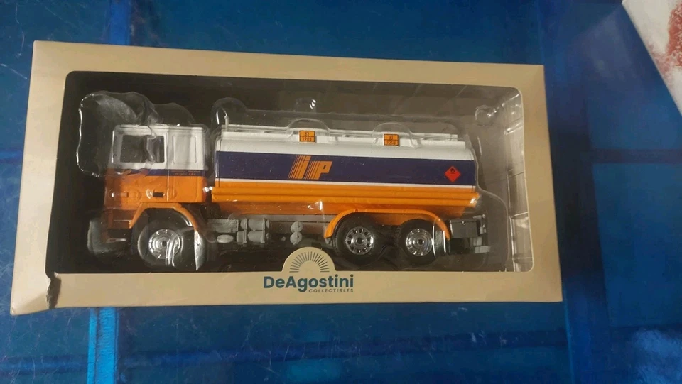 Camion D'epoca De Agostini  Volvo F12  1977 - Immagine 3 di 4