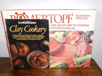 Romertopf The Original Clay Covered Cookware Pot #113 & Cookbook