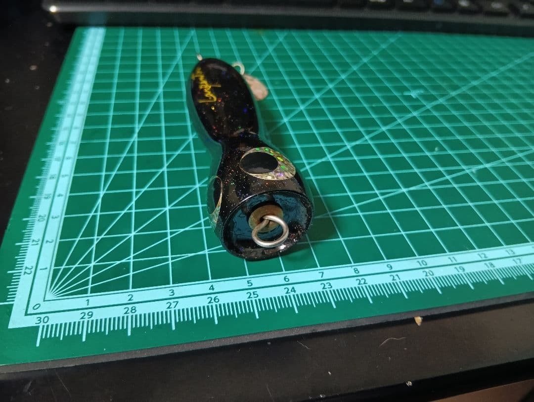 Carpenter Sea Frog Handmade Lure Small Scratches Metal Corrosion Used - Image 6