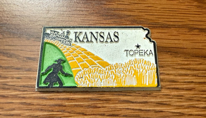 KANSAS - MAGNET - STATE SHAPE