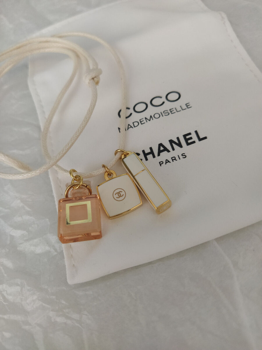 chanel vip gift necklace