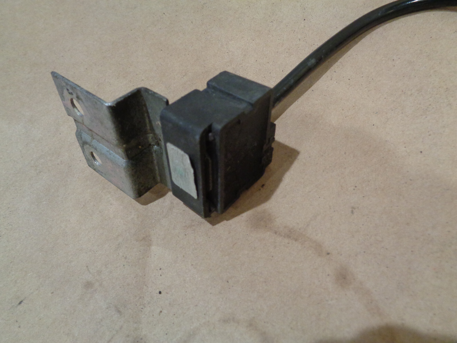Ferrari 360,430,575 - Front Vertical Acceleration Sensor  - P/N 175220