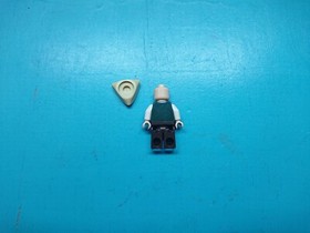 Lego Pirates of the Caribbean Minifigure Cook 4195 Queen Anne's Revenge!