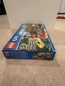 LEGO City: Crooks' Hideout (60068) NIB