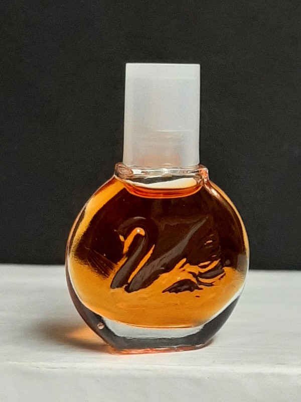 MICRO Mini Gloria Vanderbilt Vintage 1/14 oz Micro Miniature Perfume Sample