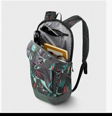 Quechua Arpenaz NH100 10L Hiking Backpack Polyester Padded Fits 15'' Dark Green