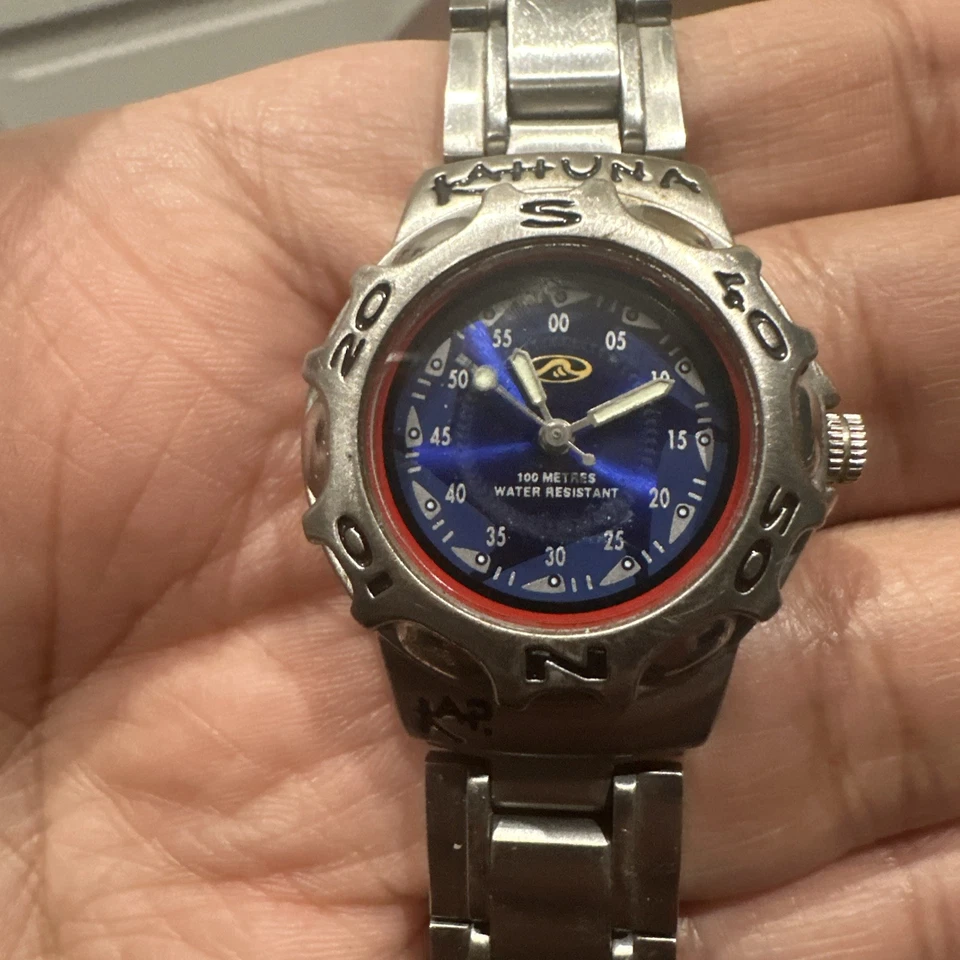 Working Kahuna Ladies 30mm Divers Style Blue/Red Dial Quartz Watch Vintage Rare - Image 4 of 4