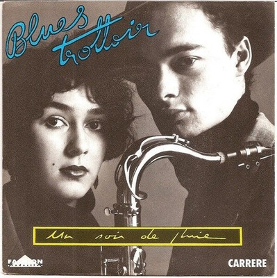 Ein Soir Pluie Blues Trottoir Zustand Correct