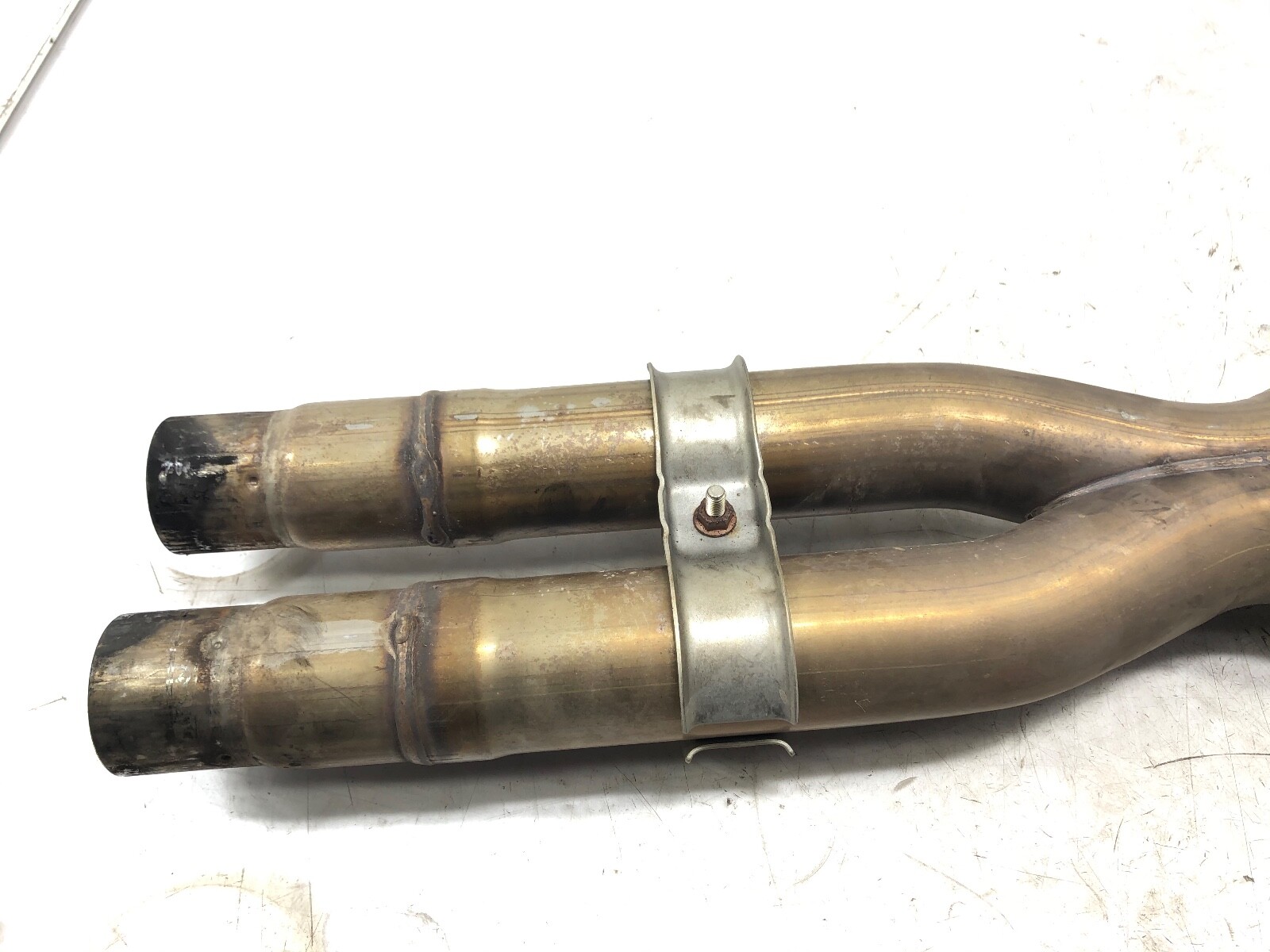 2014-2019 MASERATI GHIBLI S Q4 3.0L V6 EXHAUST SILENCER RESONATOR ASSEMBLY OEM.