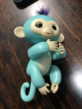 Lot of 2 Wow Wee Monkey Fingerlings Interactive Toy Sounds Works 