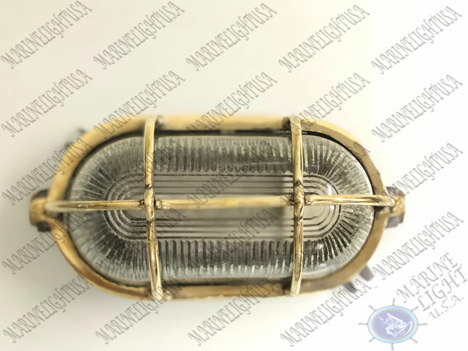 Antigua luz de mampara ovalada montada en la pared de latón macizo decoración náutica Foto 4 de 4