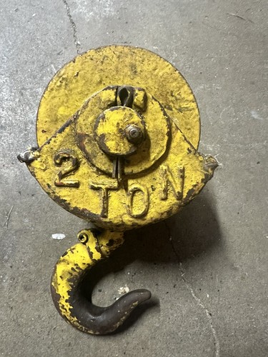 VINTAGE! 2 Ton 2-Sheave Crane Hoist Swivel Hook Load Block