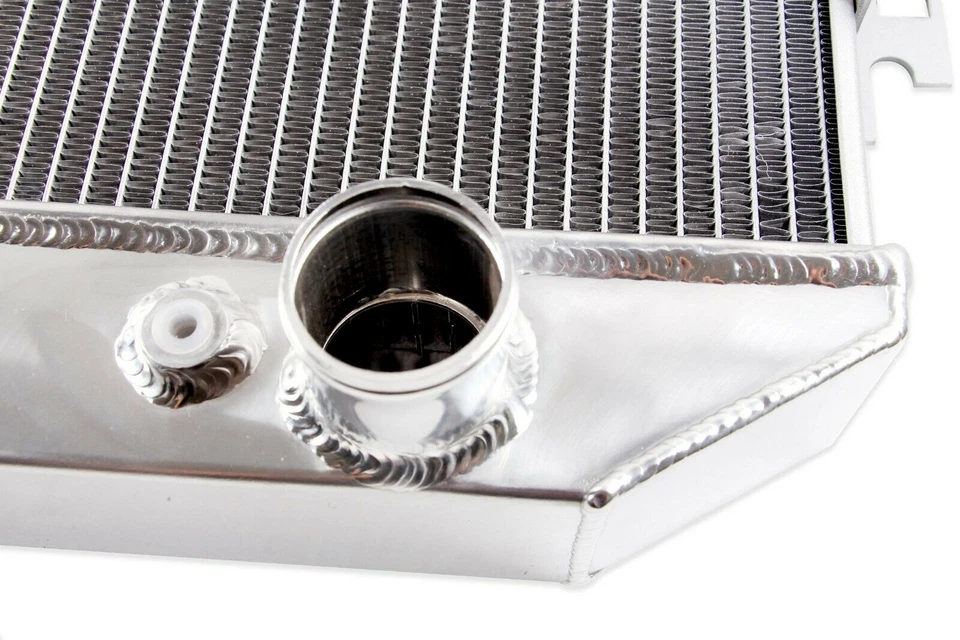 Radiador de aluminio de 3 filas para Dodge B100 B200 B300 1971-1980 motor V8 de 5,2 L 5,9 L Foto 3 de 4