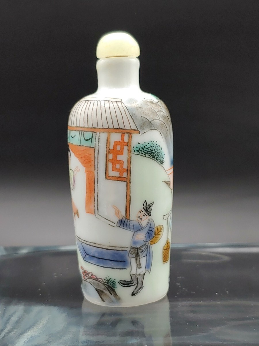中国古美術品粉彩花草蝶文壺