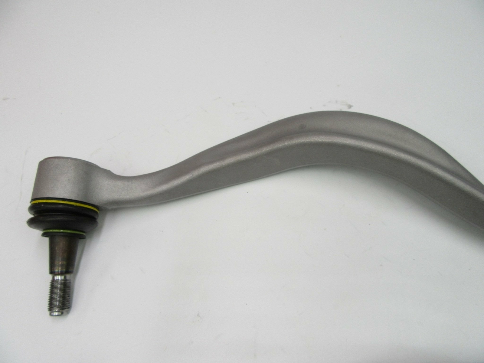 Rolls Royce Phantom wishbone lower control arms tension struts 2pcs 557