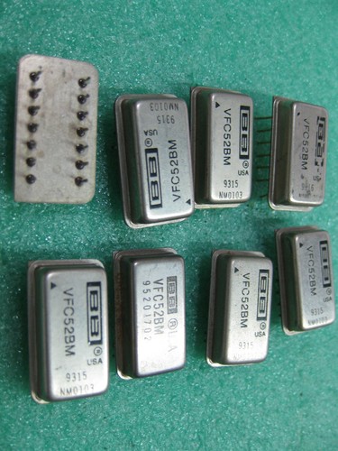 1X VFC52BM VOLTAGE-TO-FREQUENCY AND FREQUENCY-TO-VOLTAGE CONVERTER