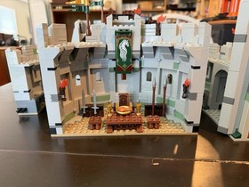 LEGO 9474 Battle of Helm's Deep Lord of the Rings 99% Complete