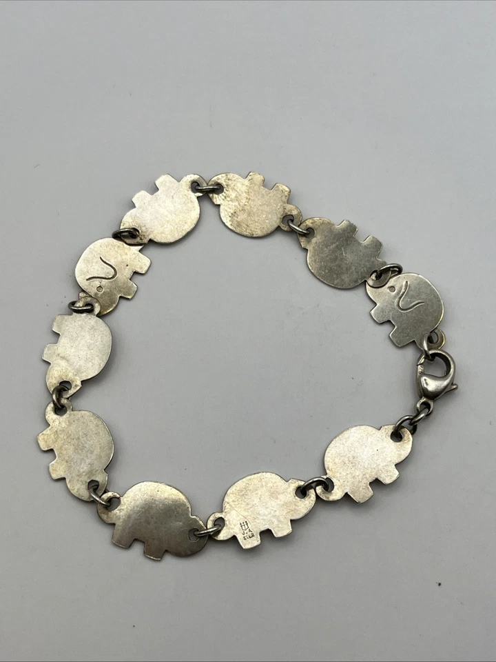 Brazalete de plata esterlina elefante vinculado retirado James Avery súper difícil de encontrar 7 pulgadas Foto 3 de 4