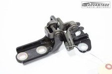 2024-2026 CHEVROLET TRAX 9BQC JUEGO DE BISAGRAS DE PUERTA SUPERIOR E INFERIOR TRASERA IZQUIERDA OEM