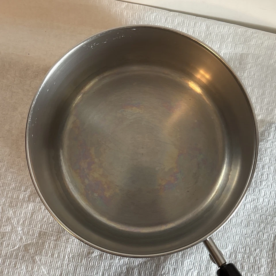 Revere Ware 1.5 Quart Copper Bottom Saucepan w Lid Clinton USA Stainless - Image 4 of 4