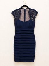 XSCAPE Navy Blue Lace Cocktail Dress Size 8 Women’s Formal Evening Party Sheath