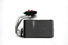 A0008304401  Wasserwärmetauscher Mercedes-Benz vito furgon item23 16