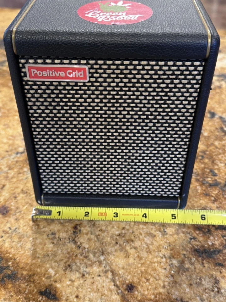 Altavoz portátil amplificador de guitarra Positive Grid Spark MINI negro Bluetooth Foto 3 de 4