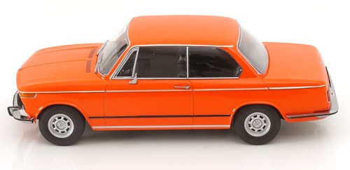 KK Scale 1:18 BMW 1502 2.SERIES ORANGE 1974 Diecast - KKDC181144 - Picture 3 of 6