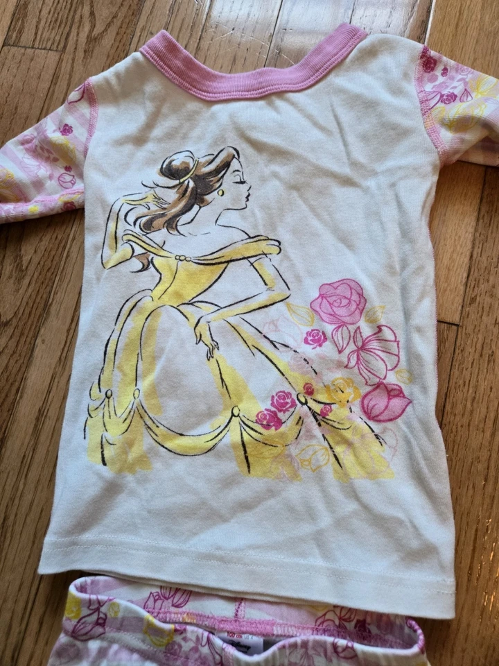 Pijama de dos piezas para niñas talla 4 colección Disney de Hanna Andersson Belle Foto 3 de 4