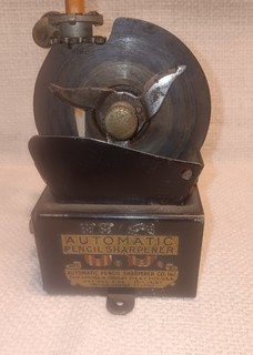 Antique U.S. Automatic Pencil Sharpener 1907 Patent date EX! No Reserve!