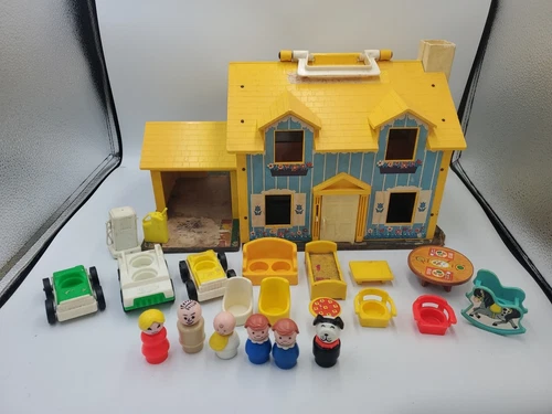 VTG Fisher Price Little People PLAY FAMILY HOUSE #952 ~Blue Yellow 1969 3 Cars