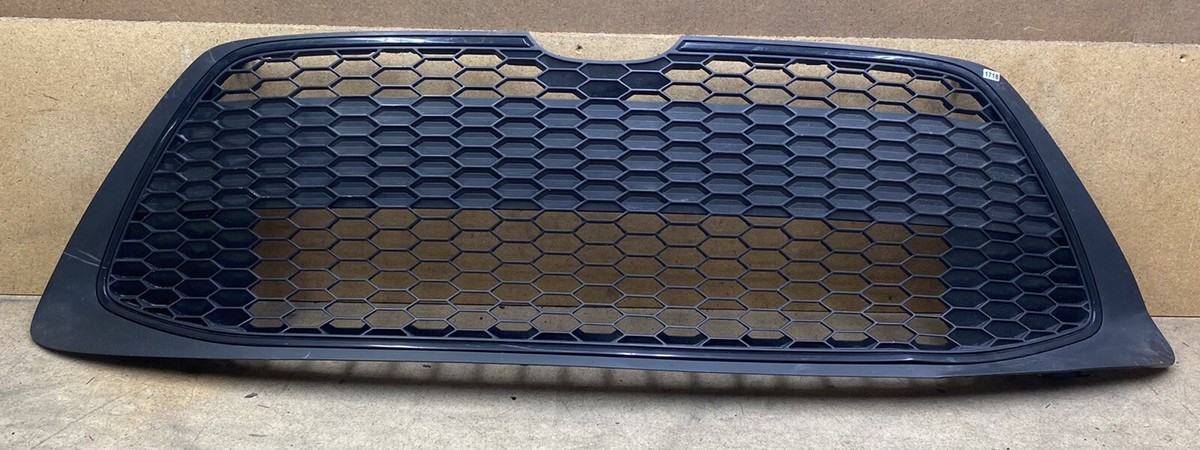 Christofle メッシュボウル 2019-2020 Toyota Corolla Front Bumper Lower Grille 53102-02280 OEM