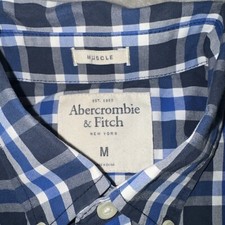 Abercrombie  FitchClassic Fit long sleeve cotton button down size Medium