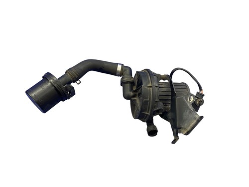 Audi R8 2008-2015 Rear Right Secondary air pump Photo - $50