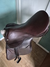Leather English Saddle 17 GP Brown Ideal Saddle Co Horse Riding Dressage VGC
