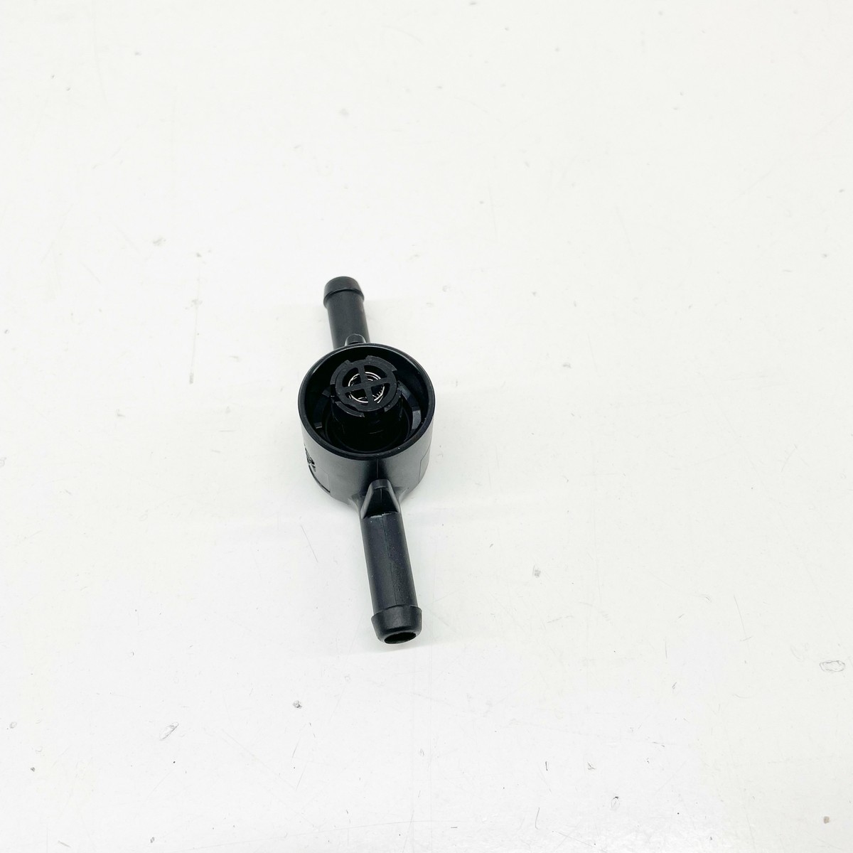 Soupape De Filtre à Carburant Pour AUDI A6, A8 2.7-4.2 TDI (04-) – Référence OE 057127247K – Stock UK