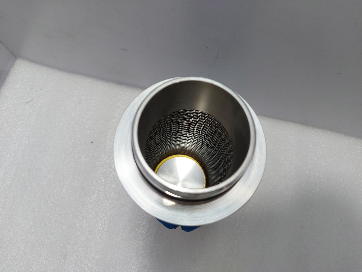 メルページ 0099972972 New Crankcase Breather Vent Line Fitting For Benz
