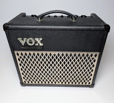Vox Valvetronix AD15VT 15-Watt 1x8'' Guitar Combo Modeling Tube pre-amp