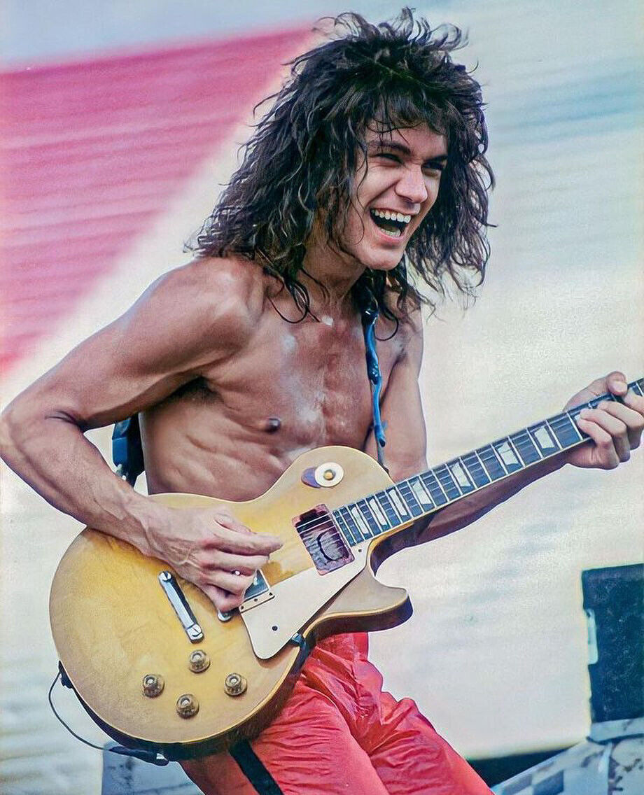 Eddie Van Halen Smiling Topless 8x10 Picture Celebrity Print