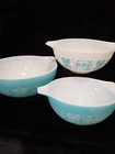 Pyrex Amish Butterprint Cinderella style mixing bowls with handles - turquoise